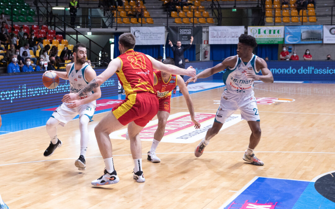 BUCARELLI NEL MIGLIOR QUINTETTO DELL’ULTIMA GIORNATA