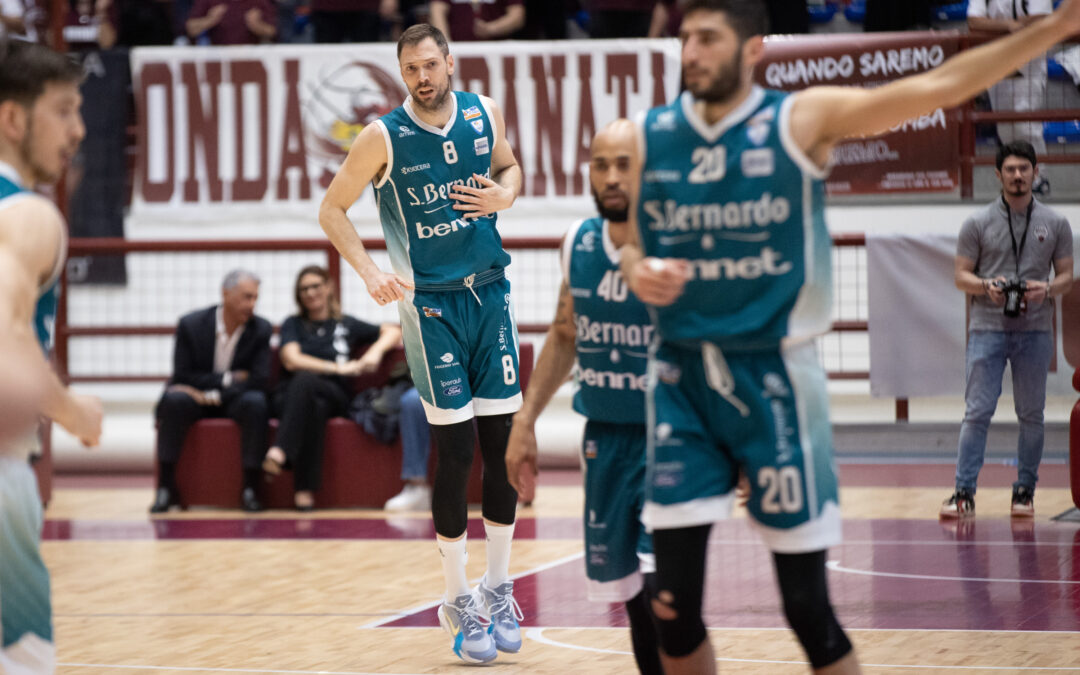 NARDÒ PUNISCE CANTÙ E PORTA LA SERIE A GARA 4