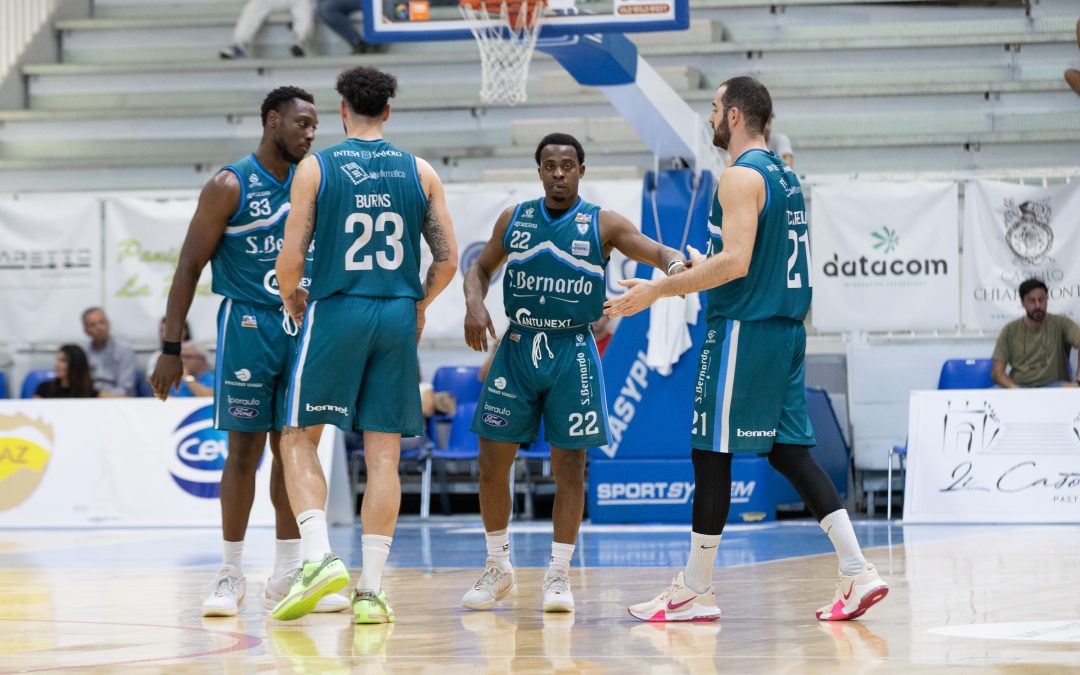 L’ACQUA S.BERNARDO SI ARRENDE AD AGRIGENTO 96-78