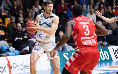 I MINUTI FINALI PUNISCONO L’ACQUA S.BERNARDO CANTÙ: RIMINI VINCE A DESIO