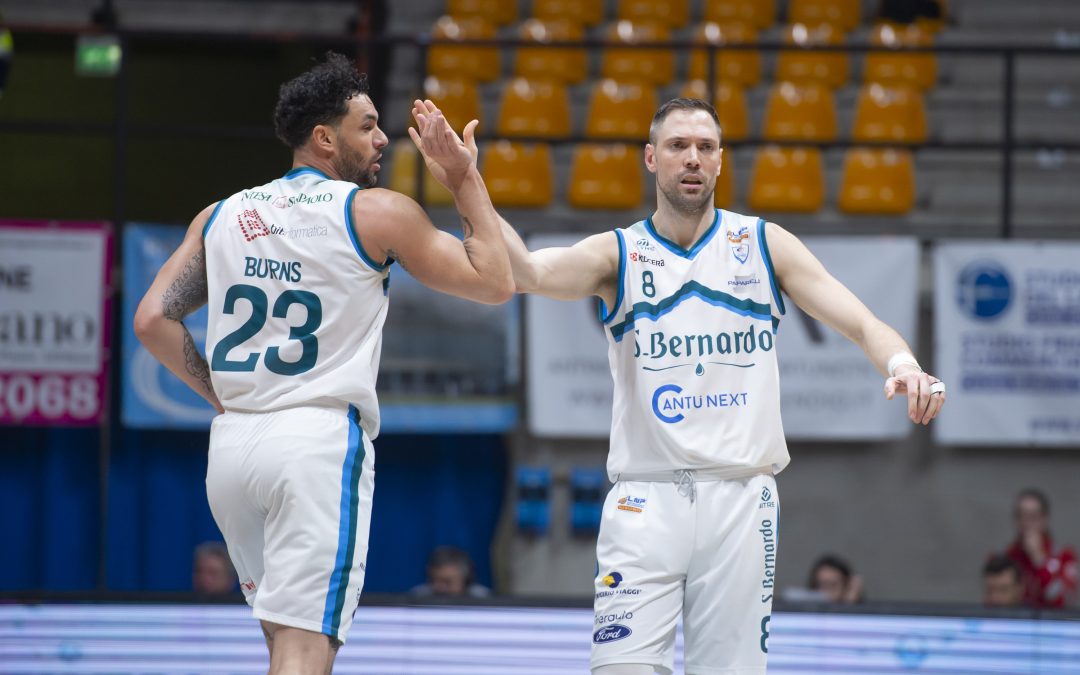 È 2-0 PER L’ACQUA S.BERNARDO, CHE CON UNA RIPRESA TRAVOLGENTE BATTE CIVIDALE 84-67