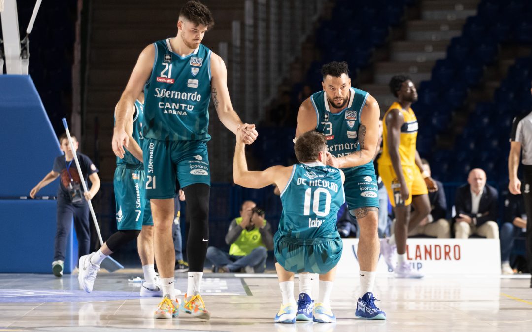 L’ACQUA S.BERNARDO CADE A VIGEVANO 89-85