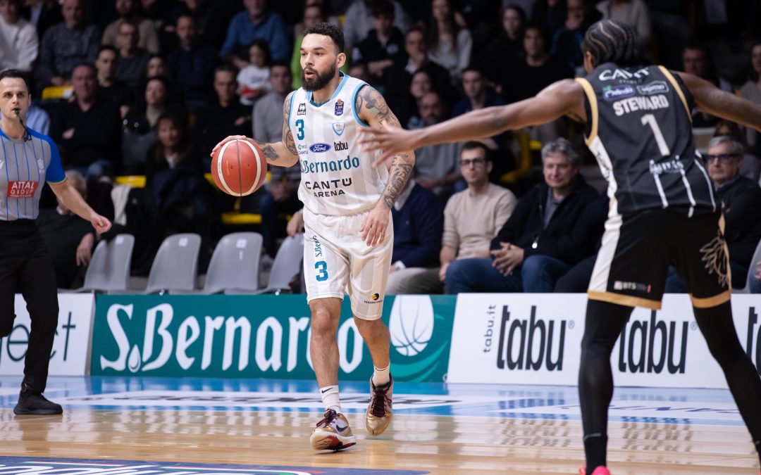 DOPO UN MESE DI ATTESA L’ACQUA S.BERNARDO TORNA A DESIO PER AFFRONTARE NAPOLI
