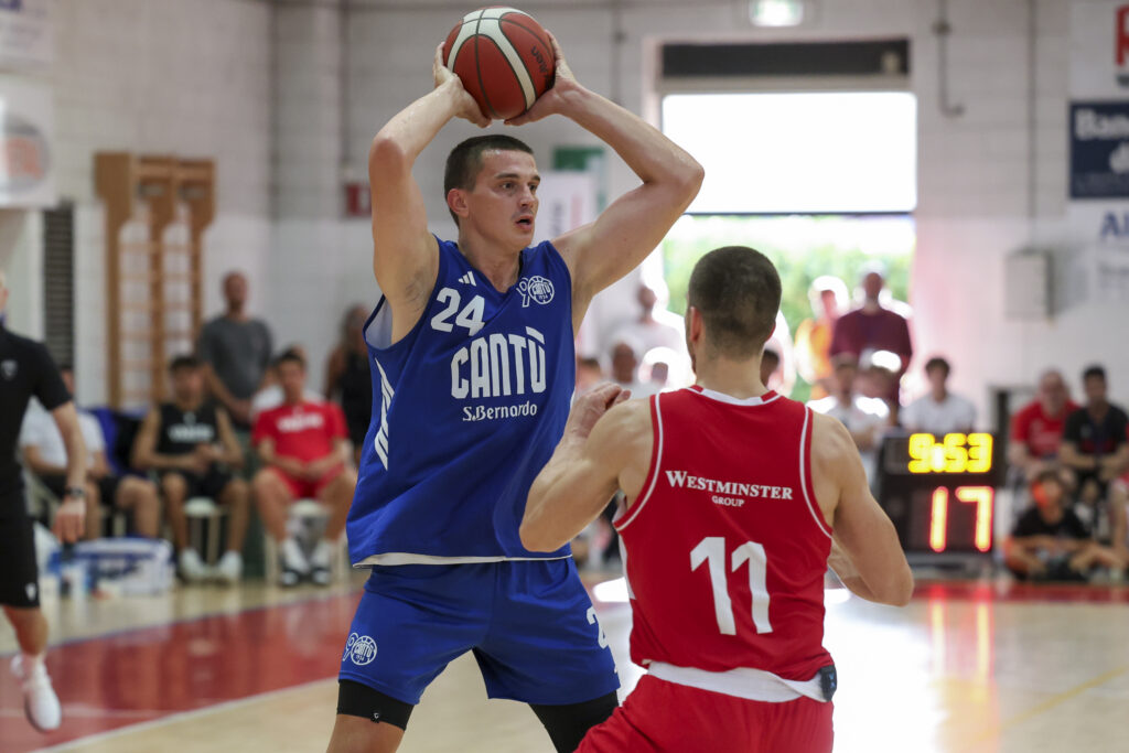CANTÙ SI ARRENDE 89-68 NELLA SFIDA CON VARESE