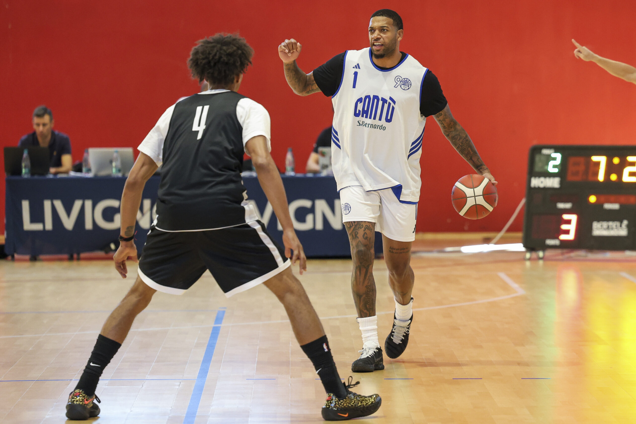 TRENTO BATTE CANTÙ 77-96