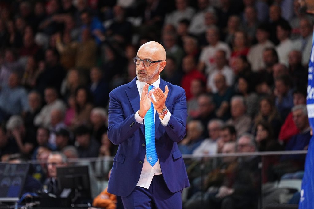 COACH VITUCCI DOPO REGGIO EMILIA: “BISOGNA REAGIRE CON PIÙ ATTENZIONE”